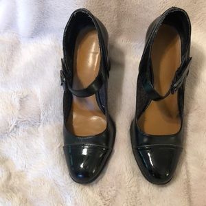 Black Mary Jane with heal